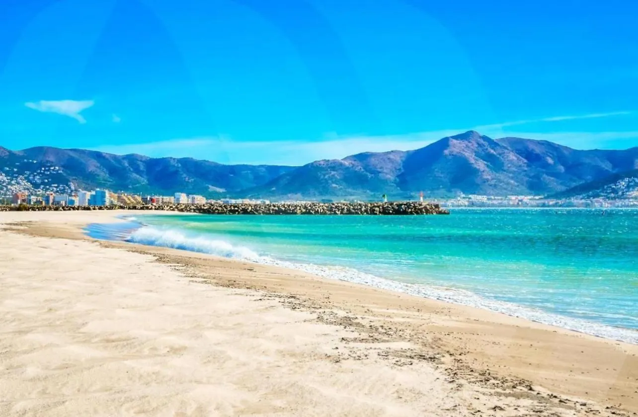 Apartmento Porto Vista Empuriabrava 0*,  Spanien